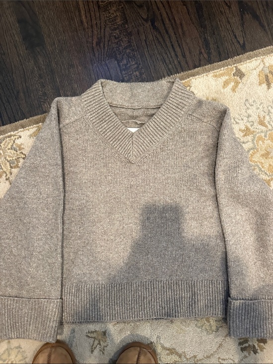 Abercrombie & Fitch Other - Abercrombie & Fitch Men's V-Neck Sweater - Taupe